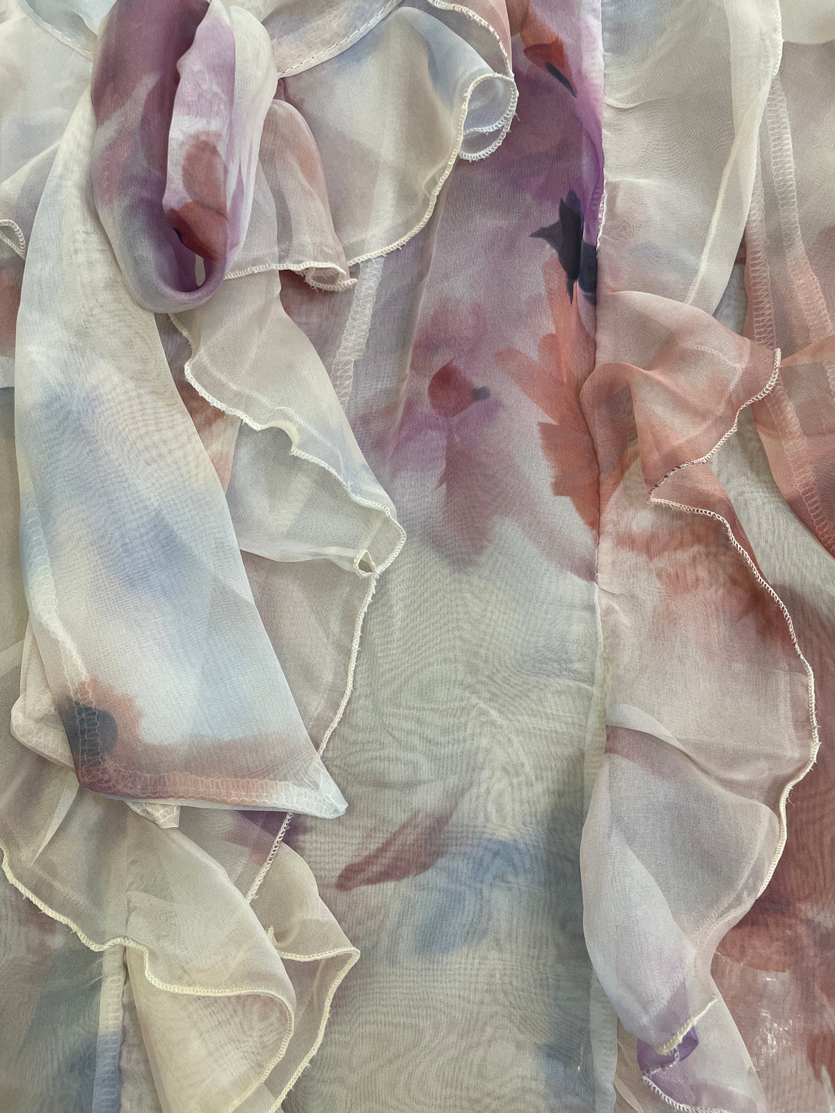Camicia smanicata rouches fantasia floreale