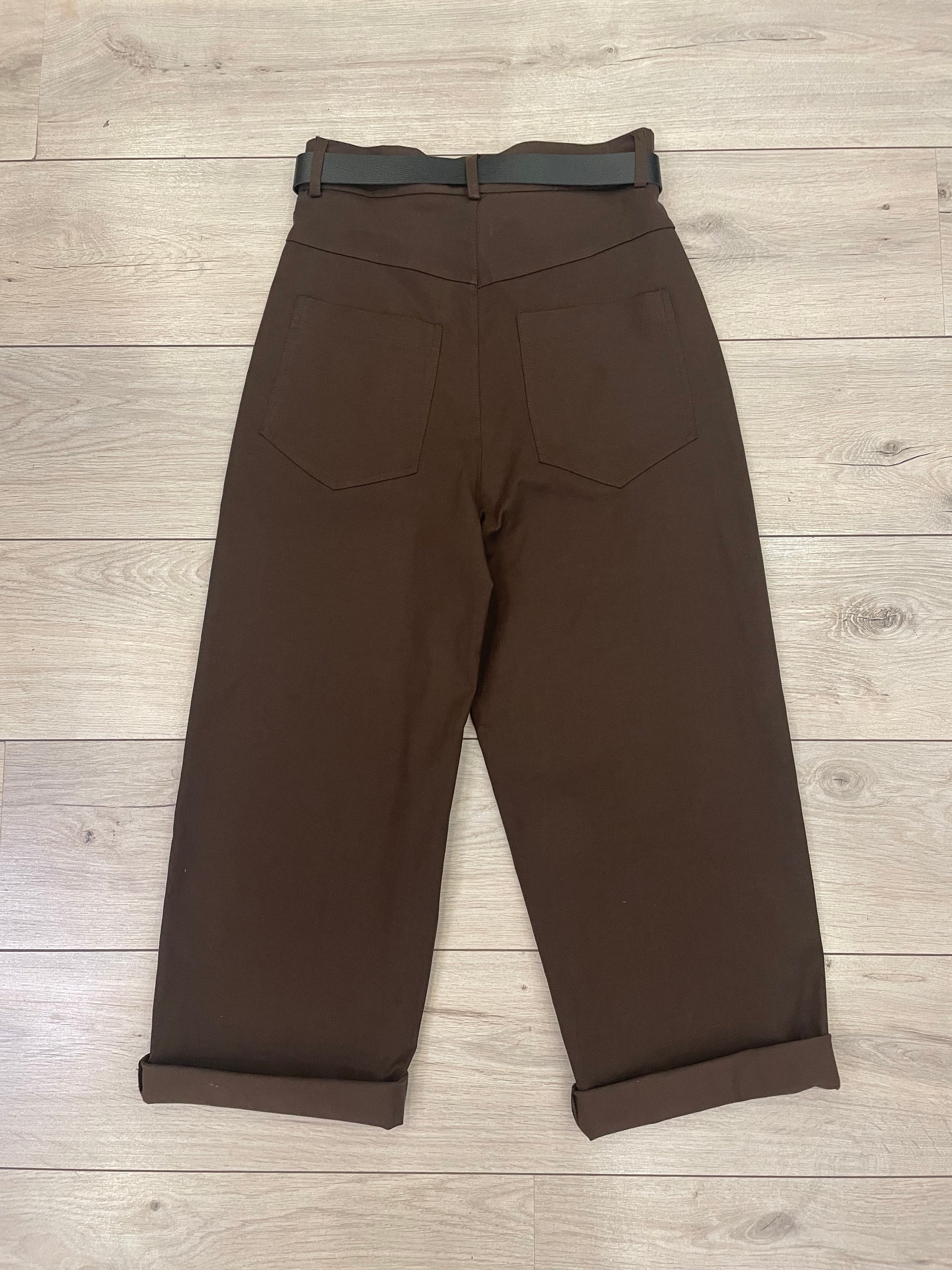 Pantaloni Baggy con Cintura