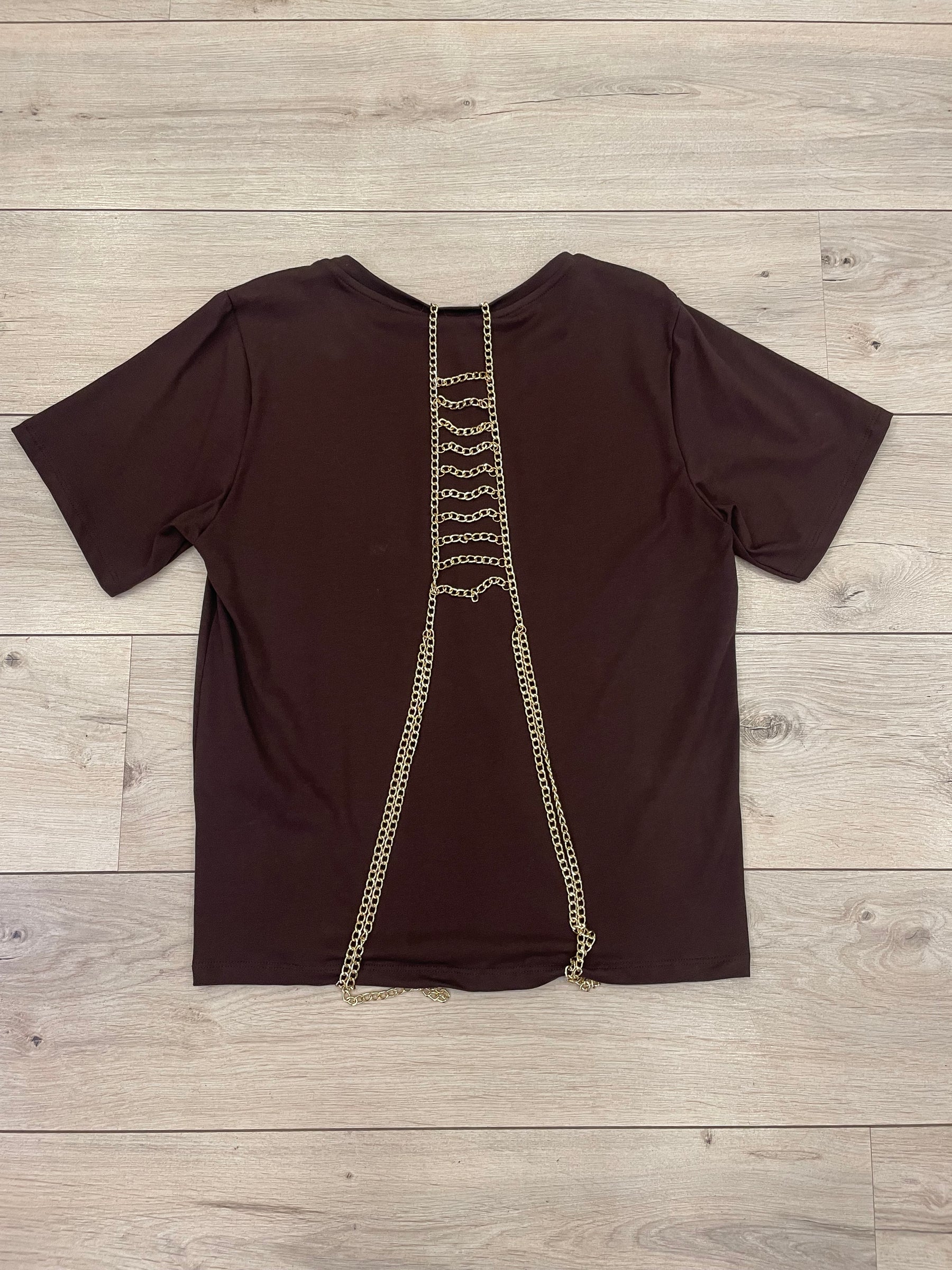 T-shirt con Body Chain