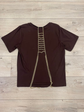 T-shirt con Body Chain