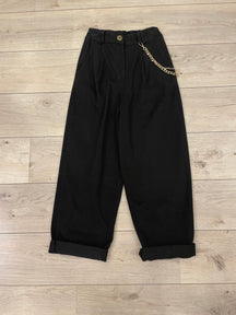 PANTALONI OVETTO CON CATENA